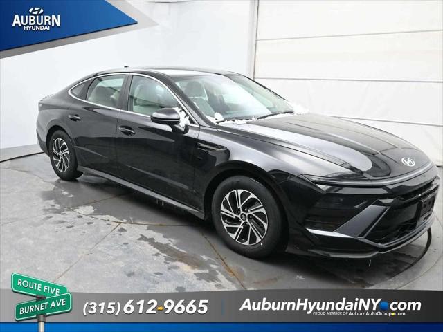 2026 Hyundai Sonata Hybrid Blue
