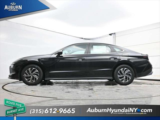 2026 Hyundai Sonata Hybrid Blue