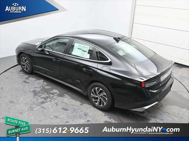 2026 Hyundai Sonata Hybrid Blue