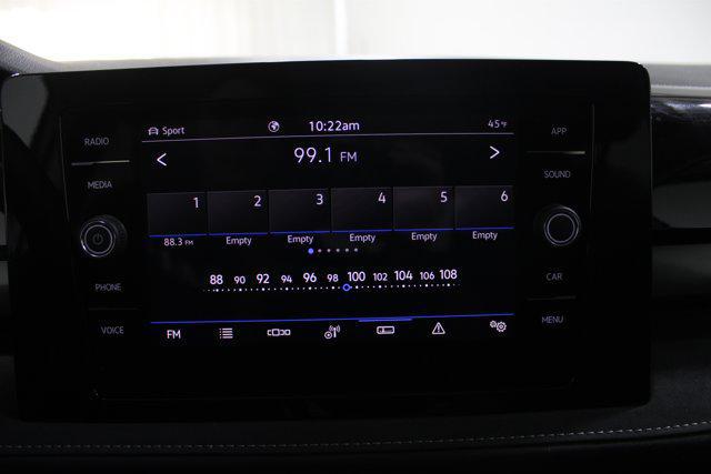 2026 Volkswagen Taos SE Black