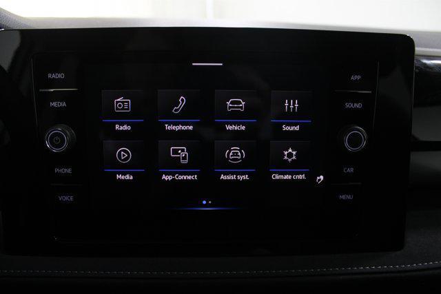 2026 Volkswagen Taos SE Black