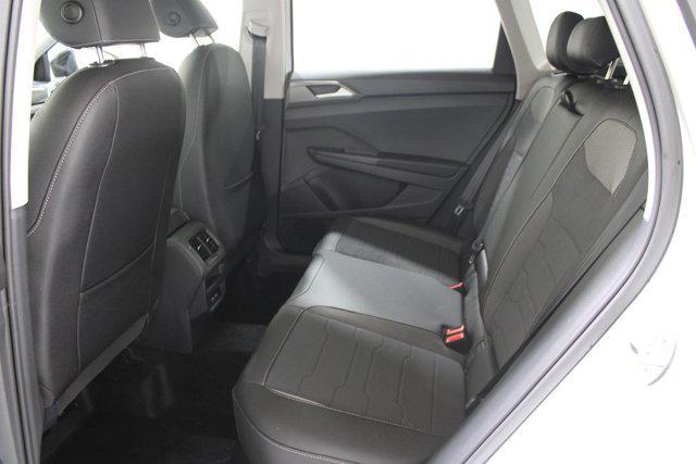 2026 Volkswagen Taos SE Black