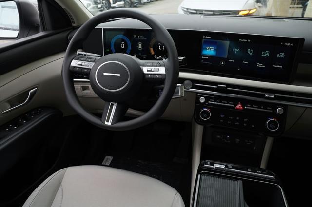 2026 Hyundai Tucson Hybrid Blue SE