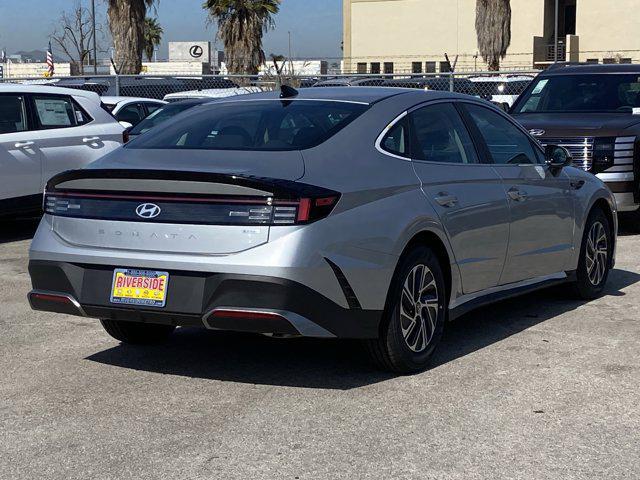 2026 Hyundai Sonata Hybrid Blue