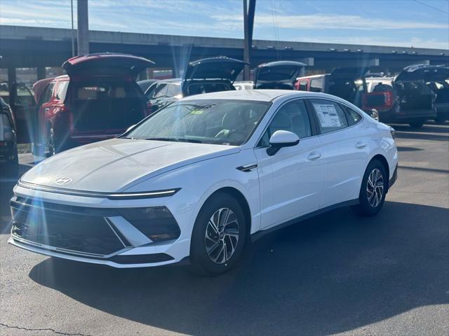 2026 Hyundai Sonata Hybrid Blue