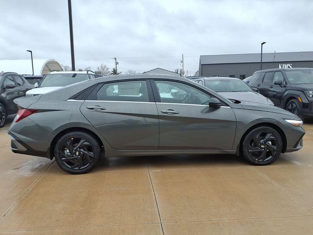 2026 Hyundai Elantra SEL Sport Premium