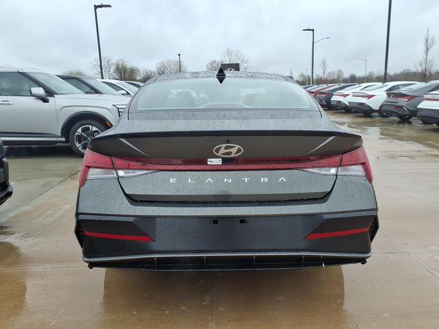 2026 Hyundai Elantra SEL Sport Premium