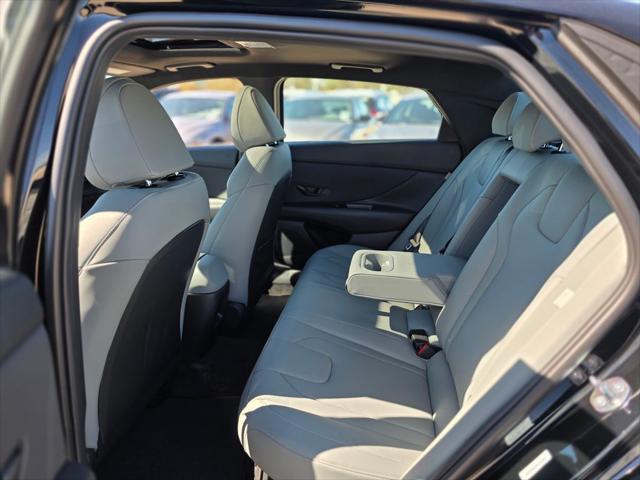 2026 Hyundai Elantra Hybrid Limited