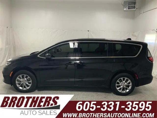 2023 Chrysler Pacifica Touring L AWD for sale in Sioux Falls, SD