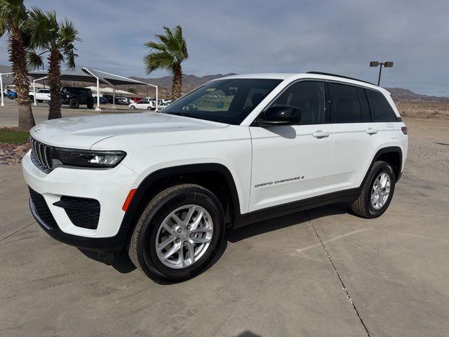 2026 Jeep Grand Cherokee GRAND CHEROKEE LAREDO X 4X4