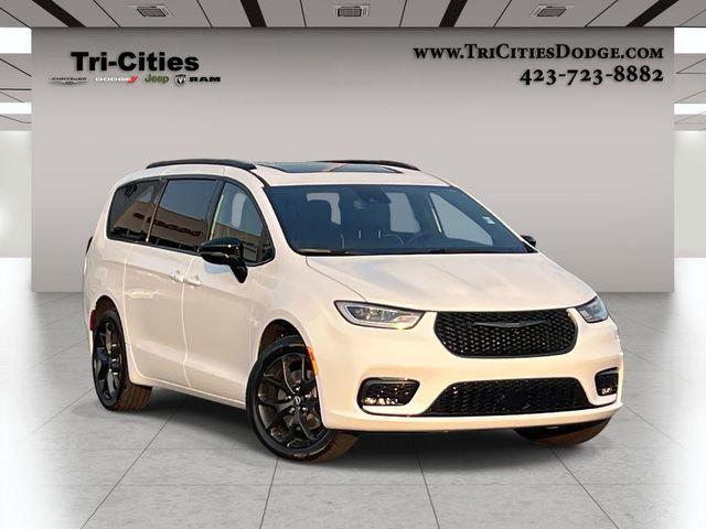 2026 Chrysler Pacifica PACIFICA LIMITED AWD