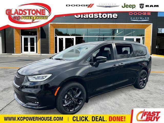 2026 Chrysler Pacifica PACIFICA LIMITED AWD