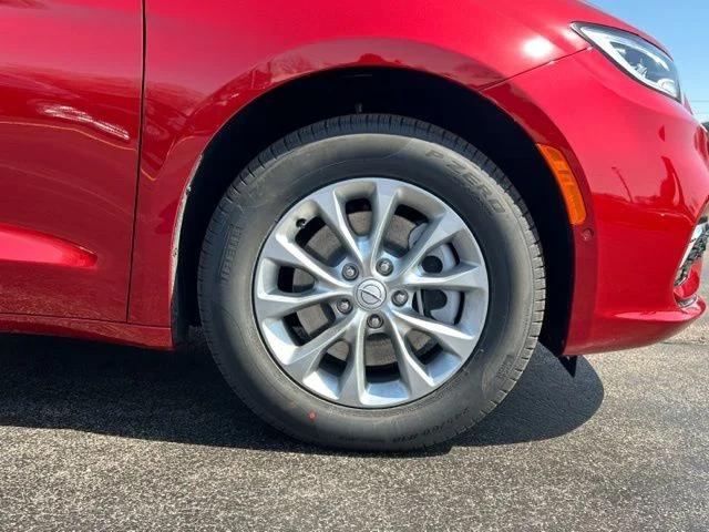 2026 Chrysler Pacifica Limited AWD