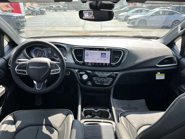 2026 Chrysler Pacifica Limited AWD