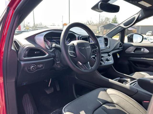 2026 Chrysler Pacifica Limited AWD