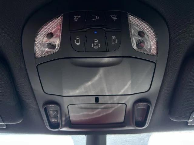 2026 Chrysler Pacifica Limited AWD