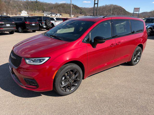 2026 Chrysler Pacifica PACIFICA LIMITED AWD