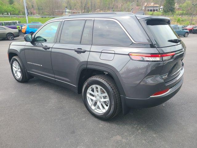 2026 Jeep Grand Cherokee GRAND CHEROKEE LAREDO X 4X4