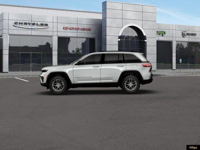 2026 Jeep Grand Cherokee GRAND CHEROKEE LAREDO X 4X4