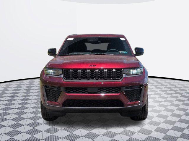 2026 Jeep Grand Cherokee GRAND CHEROKEE LAREDO ALTITUDE 4X4 2026 Jeep Grand Cherokee GRAND CHEROKEE LAREDO ALTITUDE 4X4