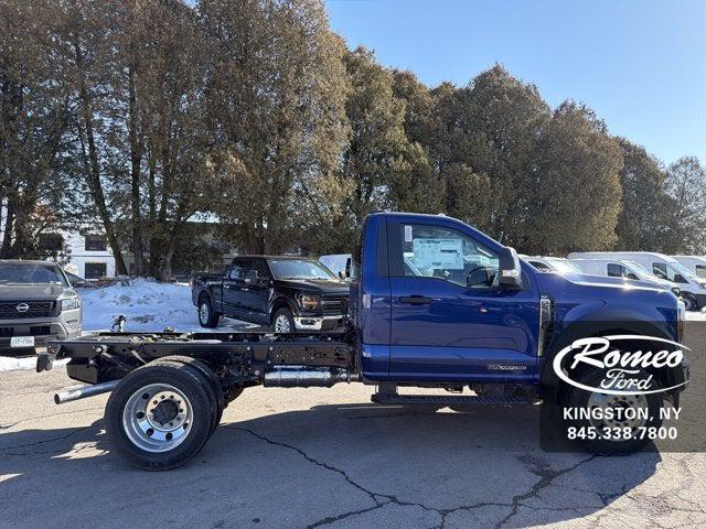 2026 Ford F-550 Super Duty F-550 DRW XLT