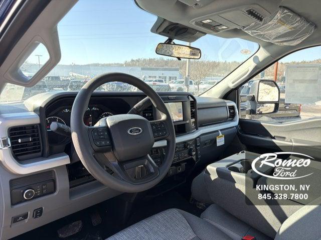 2026 Ford F-550 Super Duty F-550 DRW XLT