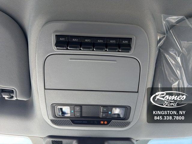2026 Ford F-550 Super Duty F-550 DRW XLT