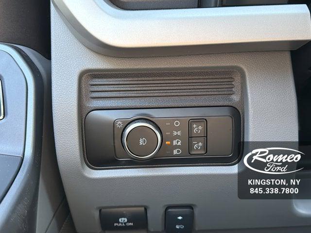 2026 Ford F-550 Super Duty F-550 DRW XLT