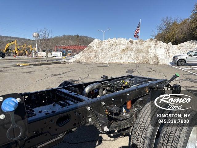 2026 Ford F-550 Super Duty F-550 DRW XLT