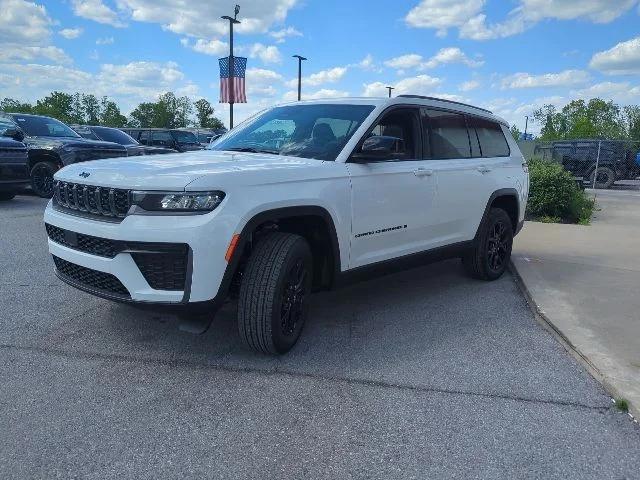 2026 Jeep Grand Cherokee Altitude 4x4