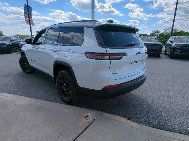 2026 Jeep Grand Cherokee Altitude 4x4