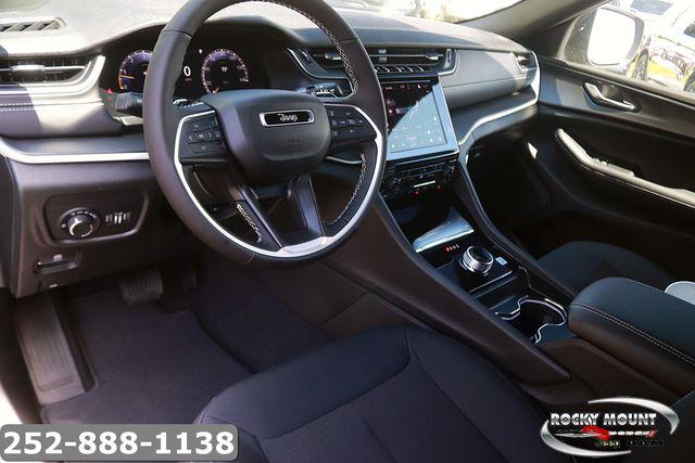 2026 Jeep Grand Cherokee Altitude 4x4