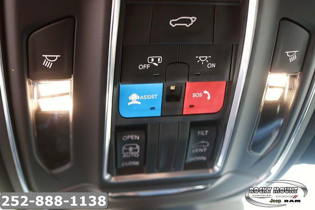 2026 Jeep Grand Cherokee Altitude 4x4