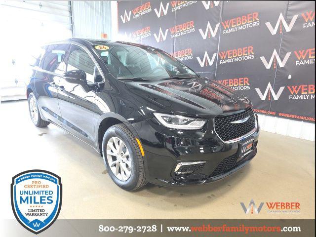 2026 Chrysler Pacifica PACIFICA SELECT AWD