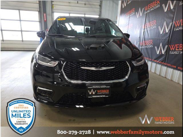 2026 Chrysler Pacifica PACIFICA SELECT AWD