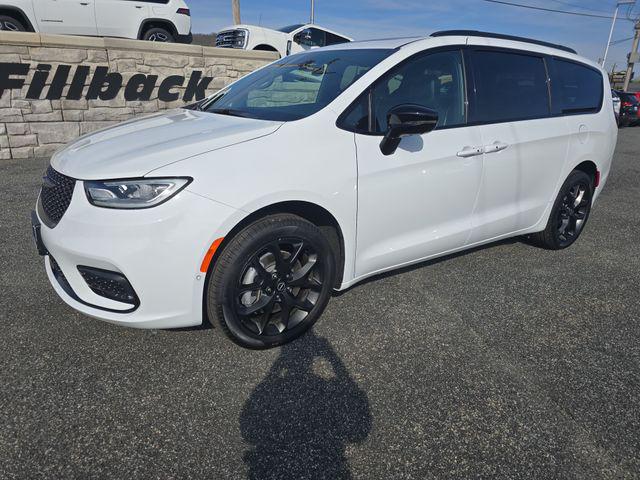 2026 Chrysler Pacifica PACIFICA LIMITED AWD