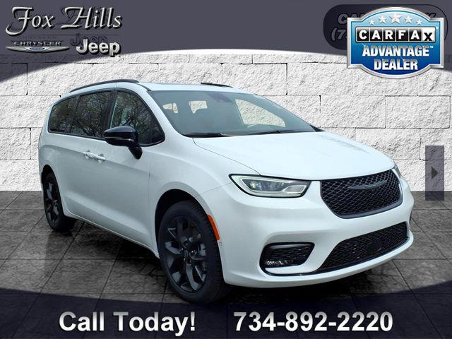 2026 Chrysler Pacifica PACIFICA LIMITED AWD