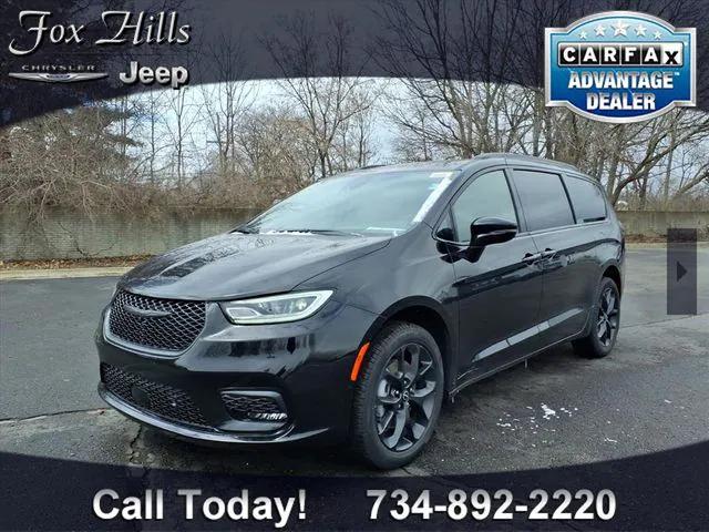 2026 Chrysler Pacifica PACIFICA LIMITED AWD