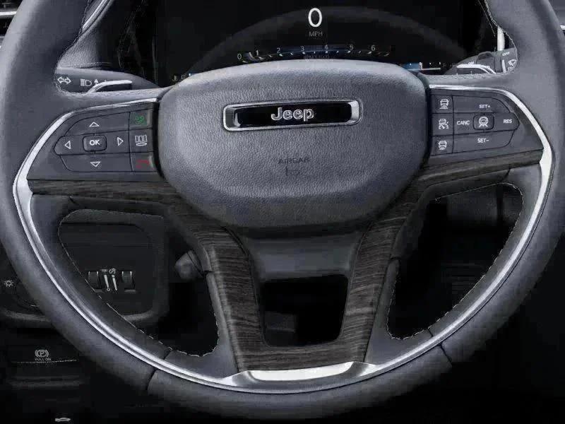 New 2026 Silver Zynith Exterior Paint Jeep Laredo Altitude image 45