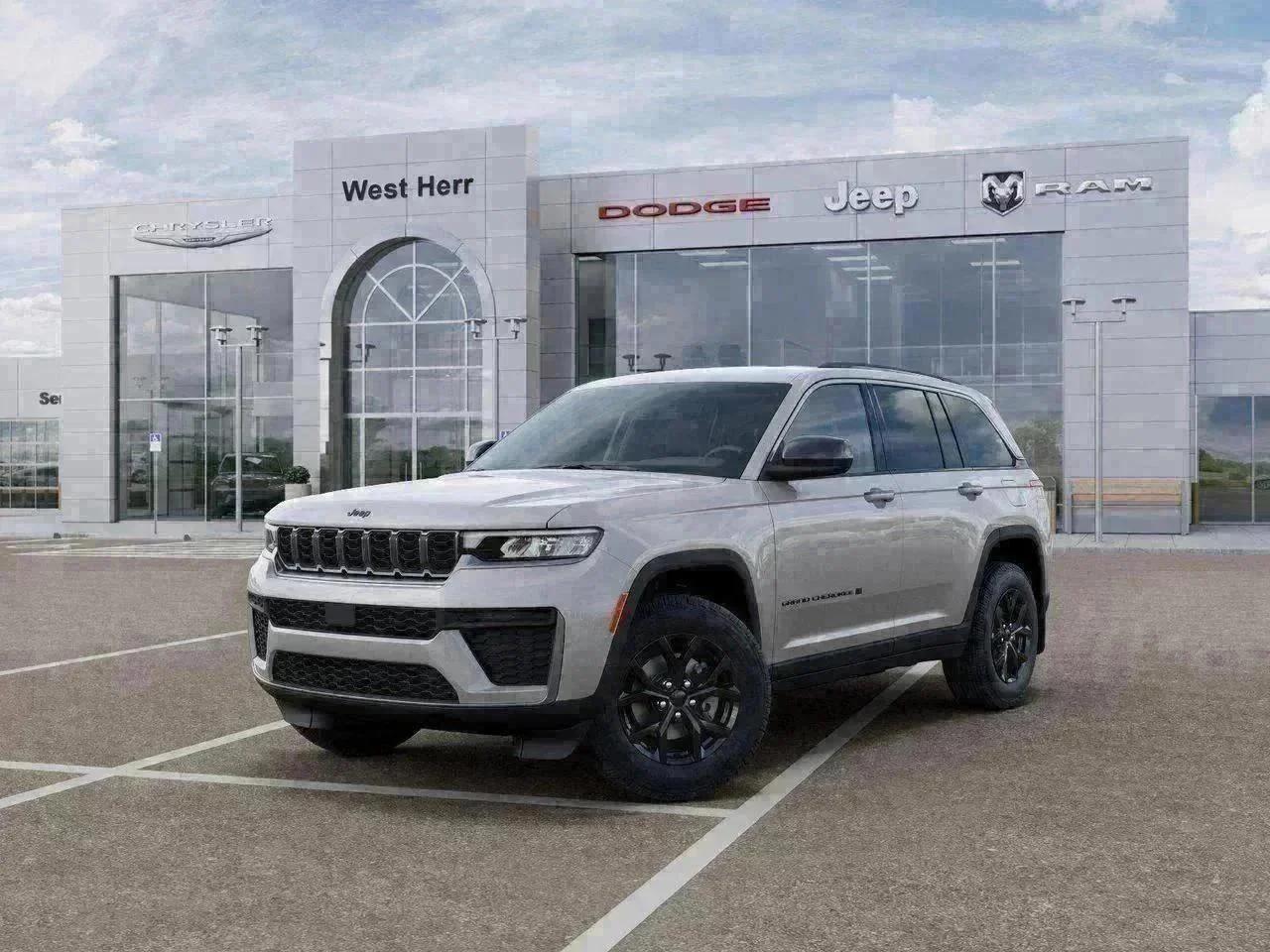 New 2026 Silver Zynith Exterior Paint Jeep Laredo Altitude image 27