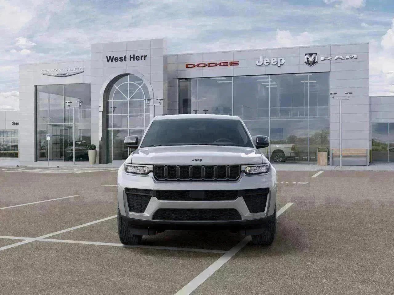 New 2026 Silver Zynith Exterior Paint Jeep Laredo Altitude image 32