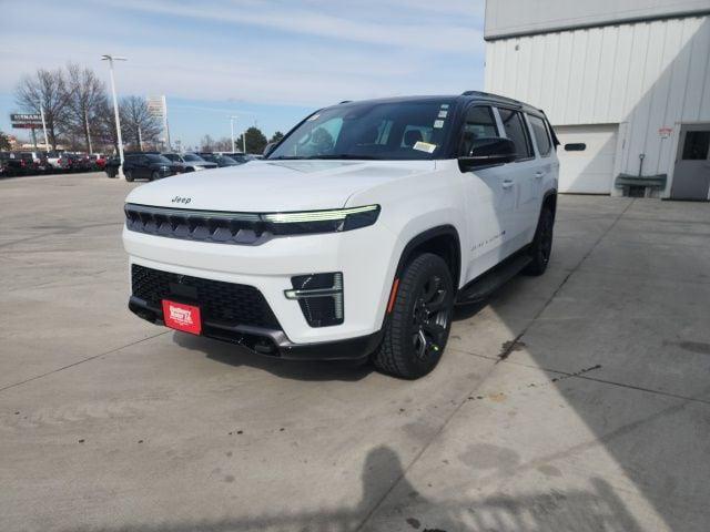 2026 Wagoneer Grand Wagoneer GRAND WAGONEER UPLAND 4X4