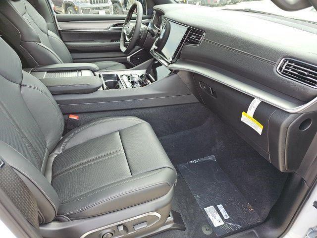 2026 Jeep Grand Wagoneer Upland