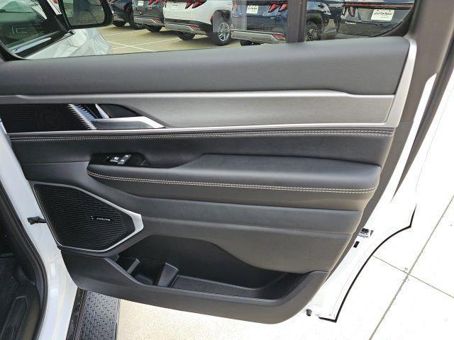 2026 Jeep Grand Wagoneer Upland