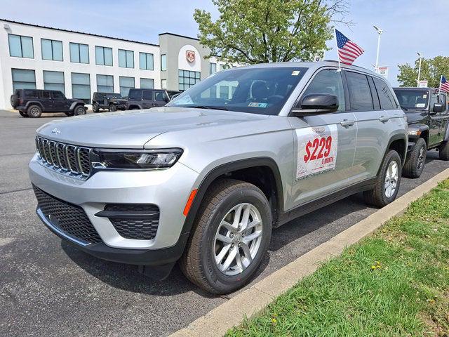 2026 Jeep Grand Cherokee GRAND CHEROKEE LAREDO 4X4 2026 Jeep Grand Cherokee GRAND CHEROKEE LAREDO 4X4