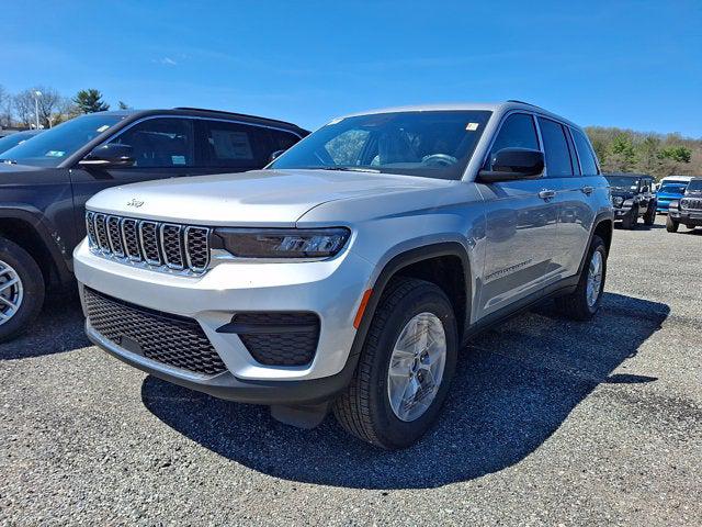 2026 Jeep Grand Cherokee GRAND CHEROKEE LAREDO 4X4