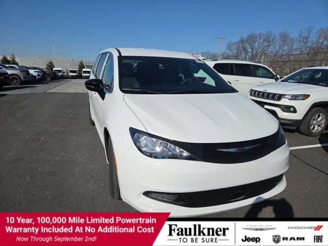 2026 Chrysler Voyager VOYAGER LX