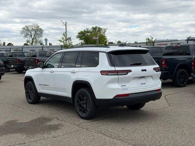 2026 Jeep Grand Cherokee Altitude 4x4