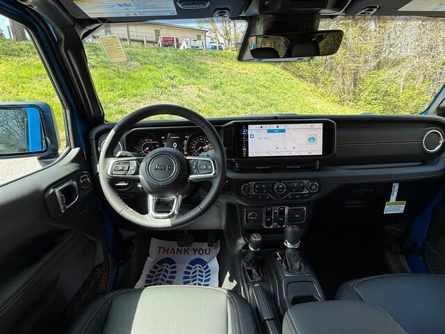 2026 Jeep Wrangler 4-Door Sahara 4x4