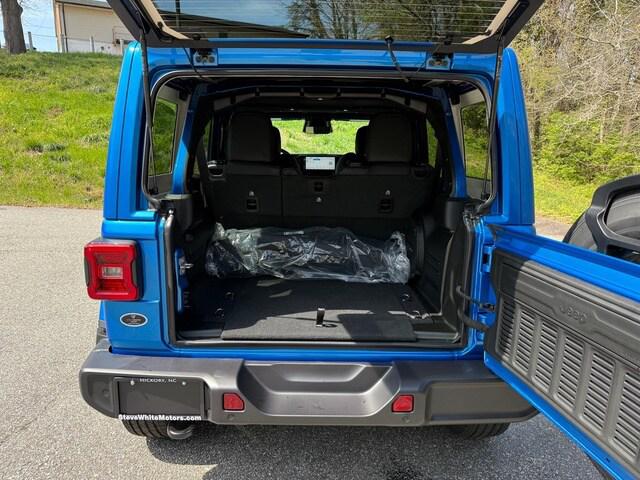 2026 Jeep Wrangler 4-Door Sahara 4x4